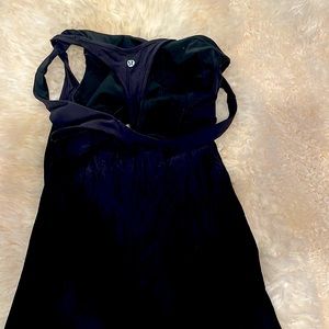 Lululemon tank with built in bra